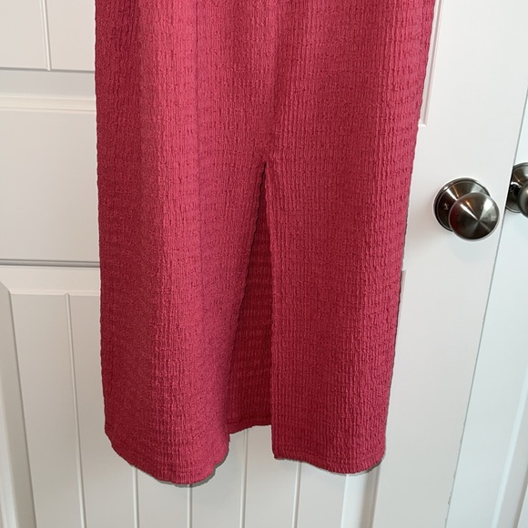 *WORN ONCE* Gilli Square Neck Fitted Midi Dress - Picture 9 of 9